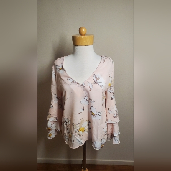 J.O.A. Pink Floral V-Neck Blouse with Ruffle Sleeves - Picture 1 of 4